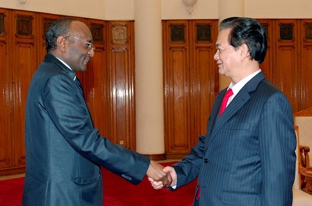 Le Premier Ministre Nguyen Tan Dung reçoit l’ambassadeur soudanais - ảnh 1